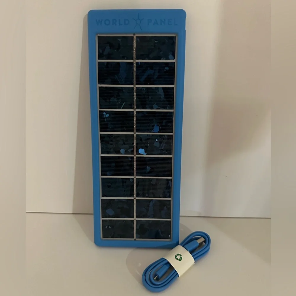 NEW Solar Panel Charging Station, Blue - Picture 1 of 5